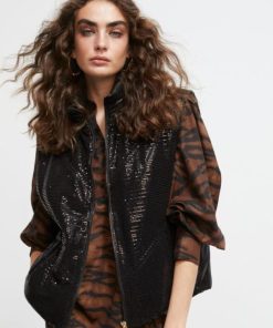 Garbtheory.shop176250a4a2 1