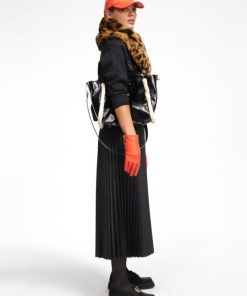 Garbtheory.shop51c5dca099 3