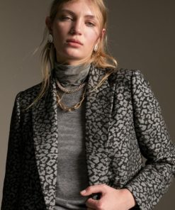 Garbtheory.shop5dd82527f7 4