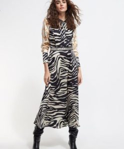 Garbtheory.shopad25426e9b 1