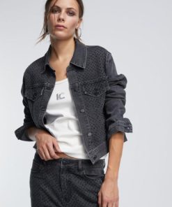 Garbtheory.shopc9a8182e20 2