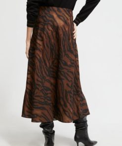 Garbtheory.shopca08d95a61 3