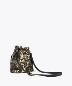 Garbtheory.shopdd808d70f0 3