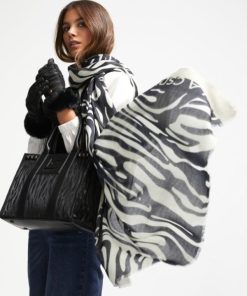 Garbtheory.shopfc74a77d8b 1